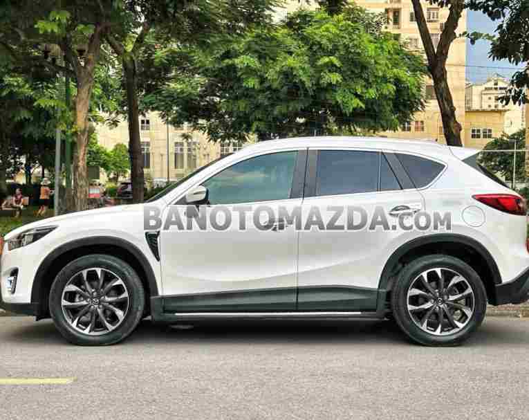 Cần bán gấp xe Mazda CX5 2.0 AT 2017 màu Trắng