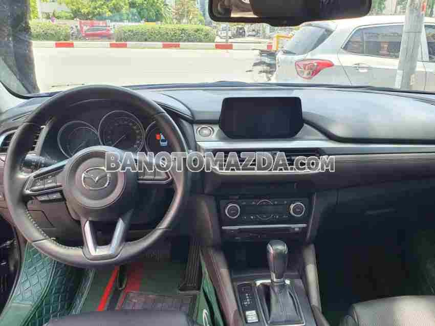 Bán xe Mazda 6 2.0L Premium sx 2018 - giá rẻ