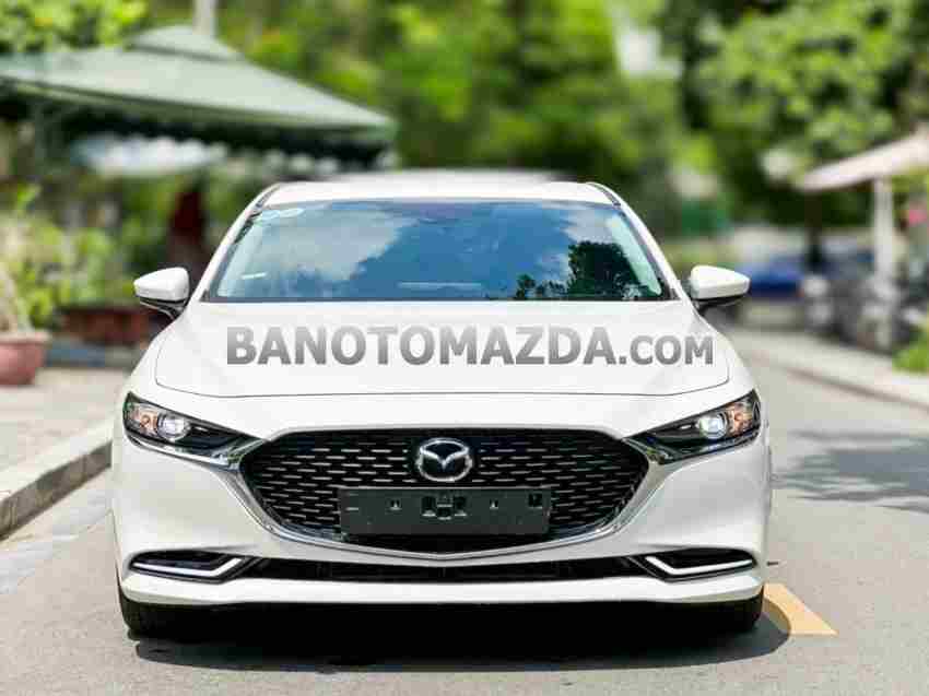 Cần bán gấp xe Mazda 3 1.5L Luxury 2022 màu Trắng