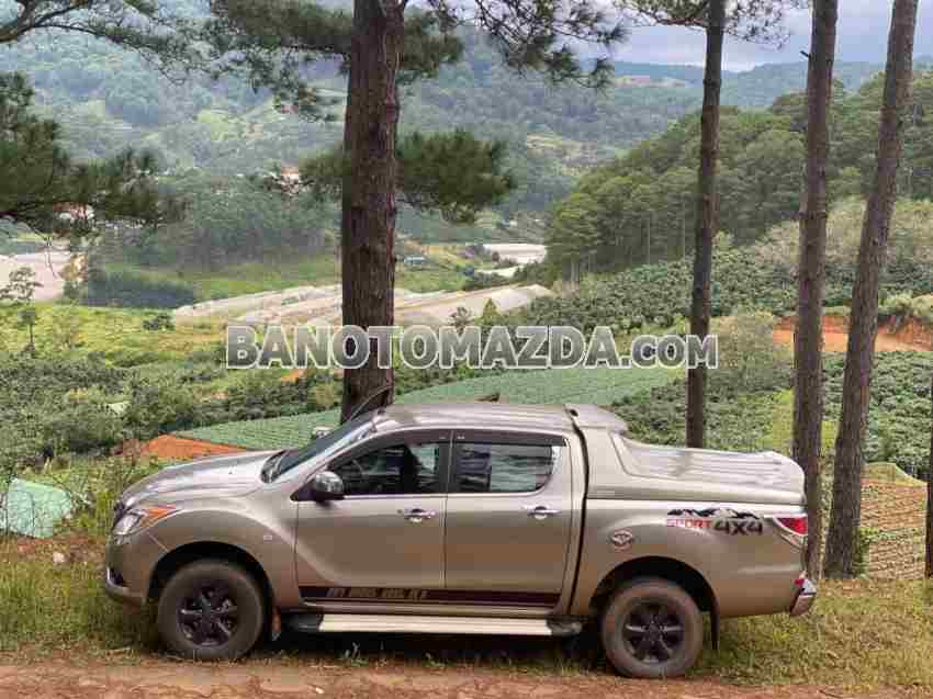 Cần bán xe Mazda BT50 Số tay 2015