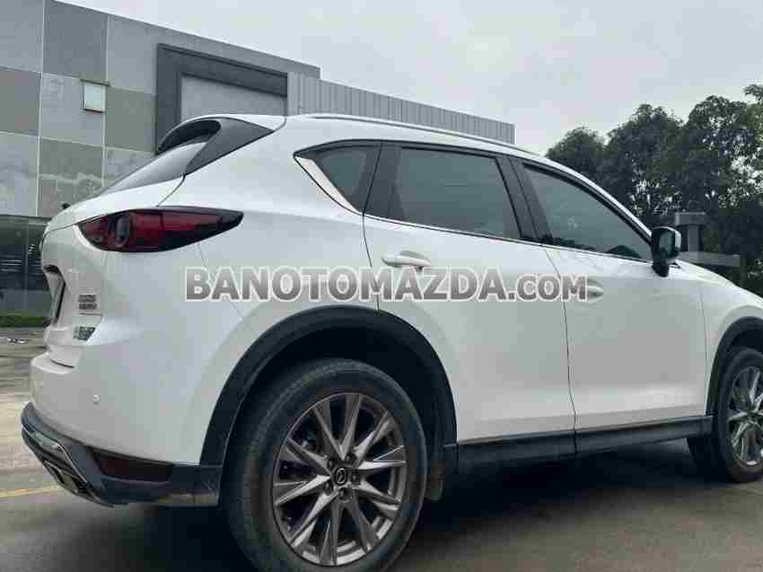 Cần bán gấp Mazda CX5 Premium 2.0 AT 2021 - Xe đẹp - Giá tốt