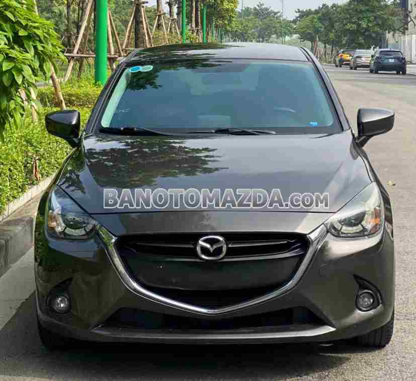 Cần bán gấp xe Mazda 2 1.5 AT 2016 màu Nâu