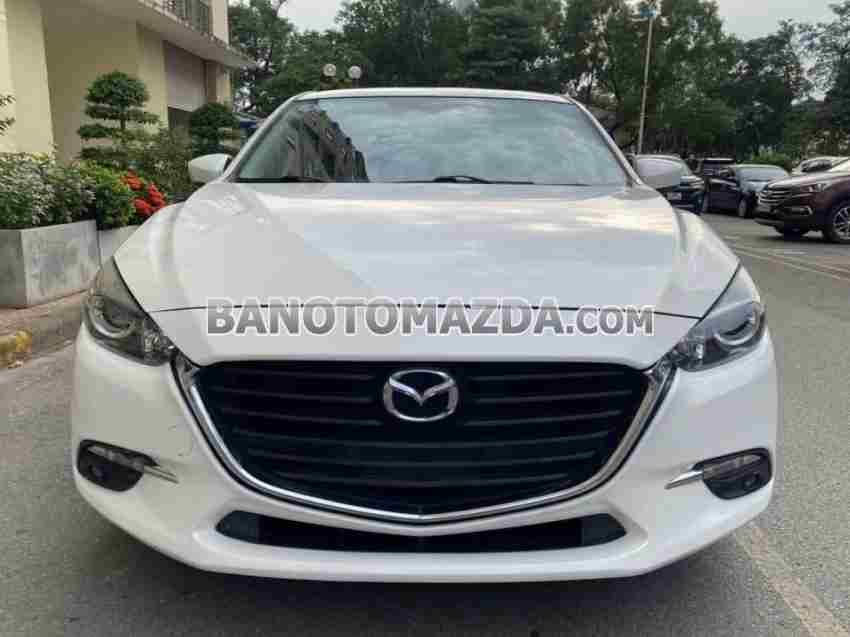 Cần bán gấp Mazda 3 1.5 AT 2018 - Xe đẹp - Giá tốt