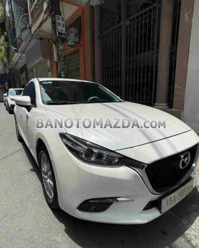 Cần bán gấp xe Mazda 3 1.5L Luxury 2019 màu Trắng