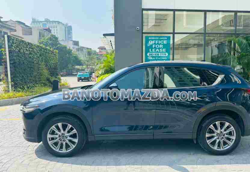 Cần bán xe Mazda CX5 Premium 2.0 AT năm 2022 màu Xanh cực đẹp