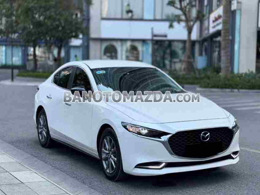 Cần bán gấp Mazda 3 1.5L Luxury đời 2021, màu Trắng