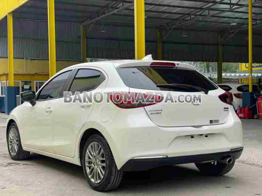 Cần bán gấp xe Mazda 2 Sport Luxury năm 2022, màu Trắng, Số tự động