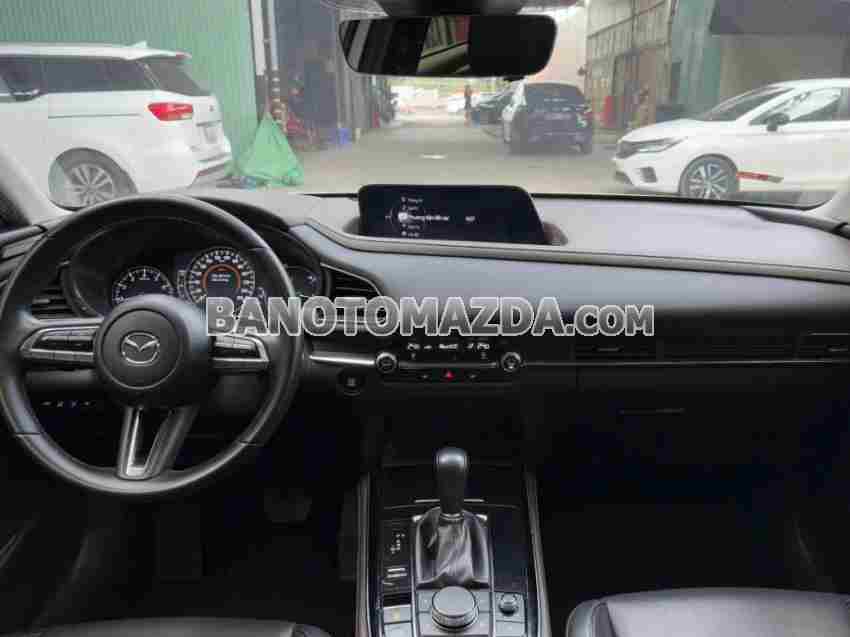 Cần bán xe Mazda CX 30 Premium 2.0 AT màu Trắng 2021