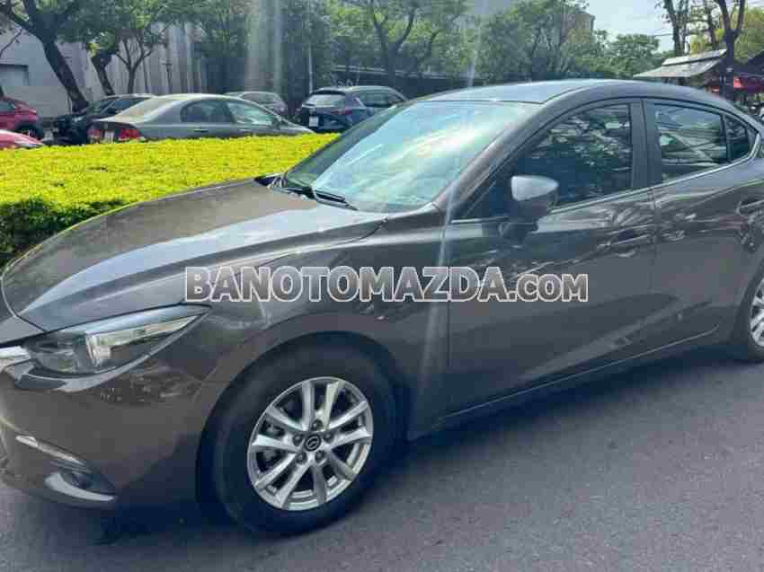 Cần bán gấp xe Mazda 3 1.5 AT 2017 màu Xám