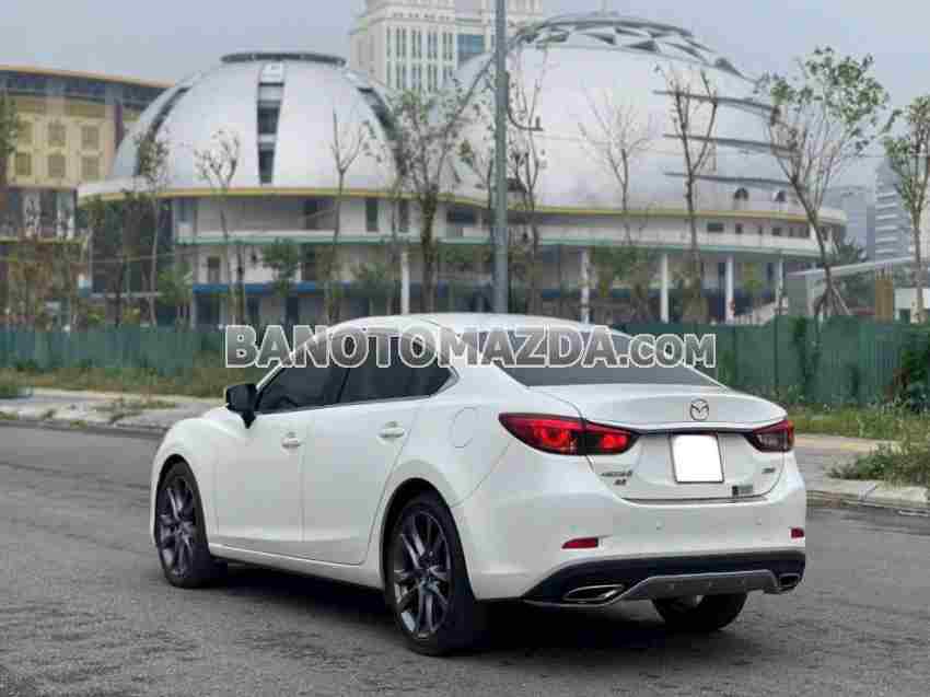 Cần bán xe Mazda 6 2.5L Premium năm 2018 màu Trắng cực đẹp