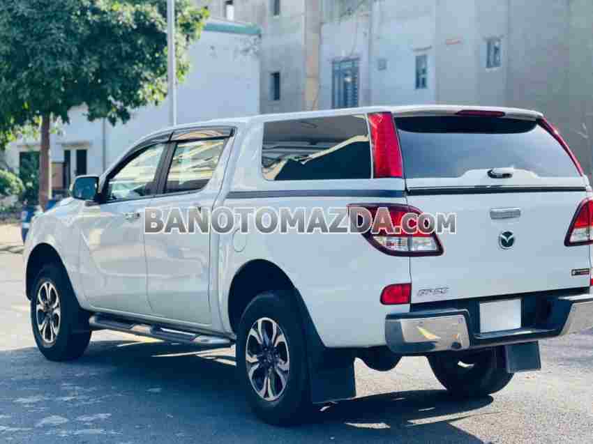 Cần bán xe Mazda BT50 Deluxe 2.2L 4x2 AT màu Trắng 2021