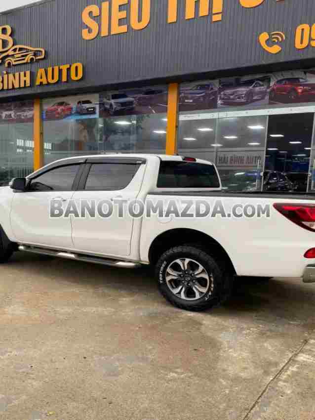 Mazda BT50 Deluxe 2.2L 4x2 AT model 2020 xe chuẩn hết ý