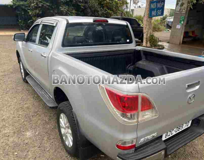 Bán Mazda BT50 3.2L 4x4 AT, màu Bạc, Máy dầu, 2013