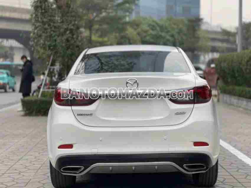 Cần bán xe Mazda 6 2.0L màu Trắng 2018