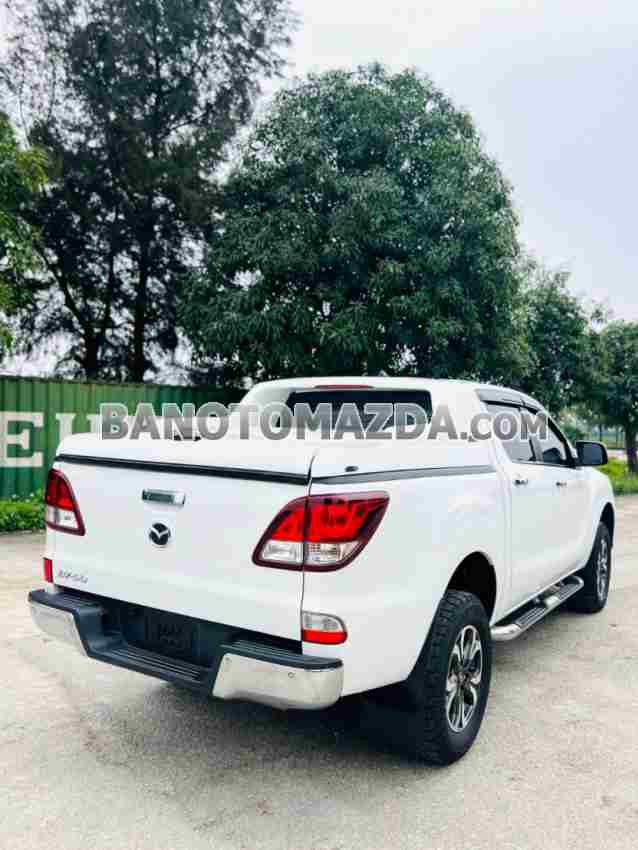 Mazda BT50 Deluxe 2.2L 4x2 AT model 2021 xe chuẩn hết ý