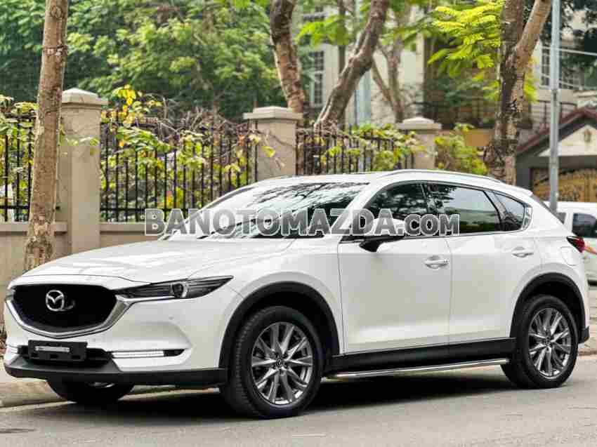 Cần bán xe Mazda CX5 Premium 2.0 AT năm 2021 màu Trắng cực đẹp