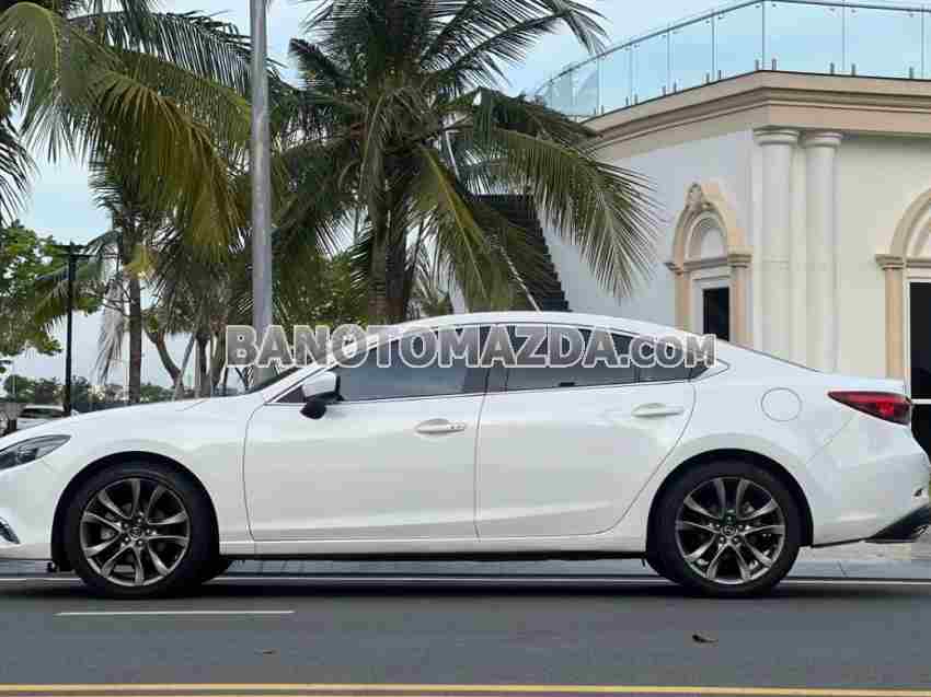 Cần bán xe Mazda 6 Premium 2.0 AT màu Trắng 2019