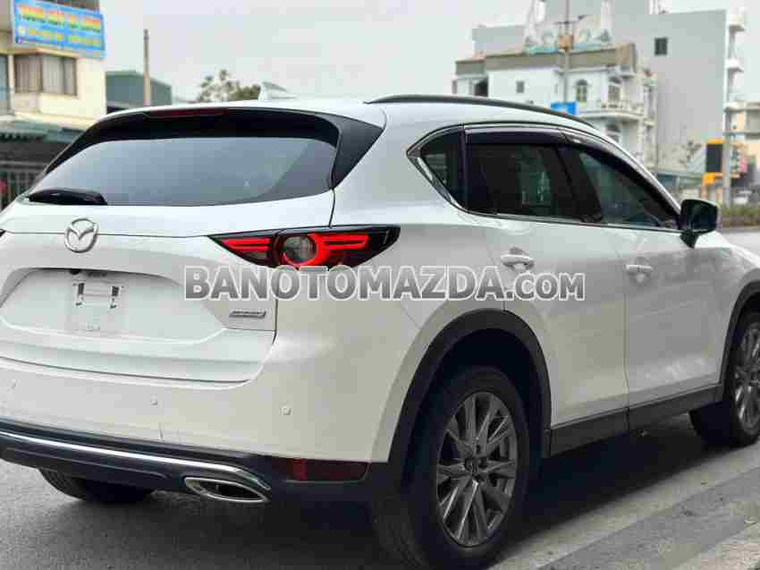 Cần bán gấp xe Mazda CX5 2.0 AT năm 2019, màu Trắng, Số tự động