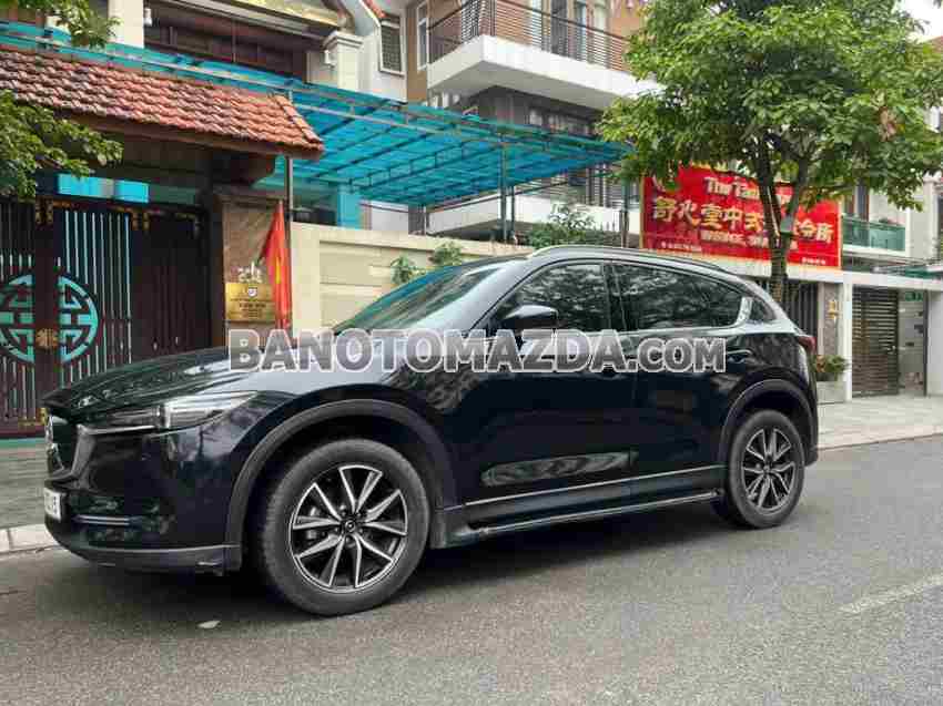 Cần bán Mazda CX5 2.0 AT Máy xăng 2019 màu Đen