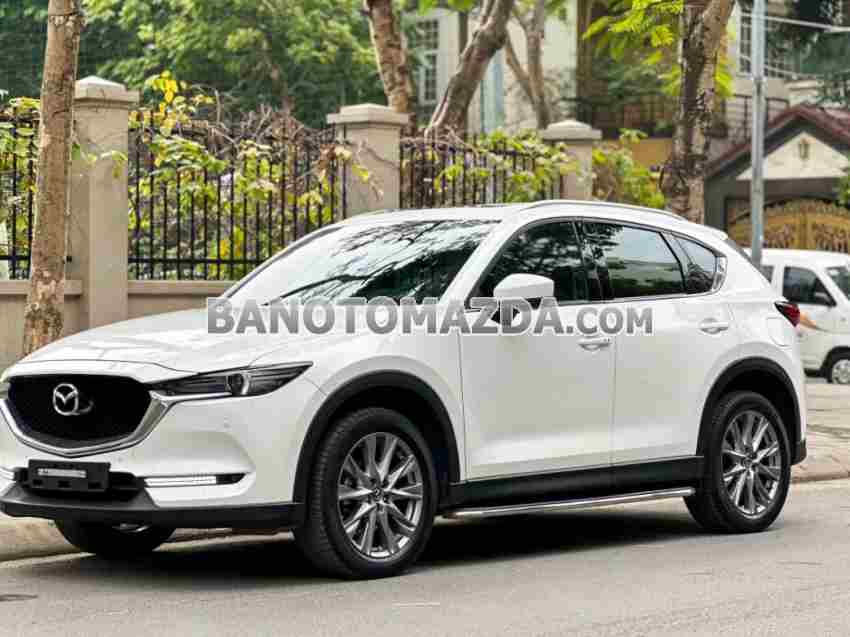 Cần bán xe Mazda CX5 Premium 2.0 AT màu Trắng 2023