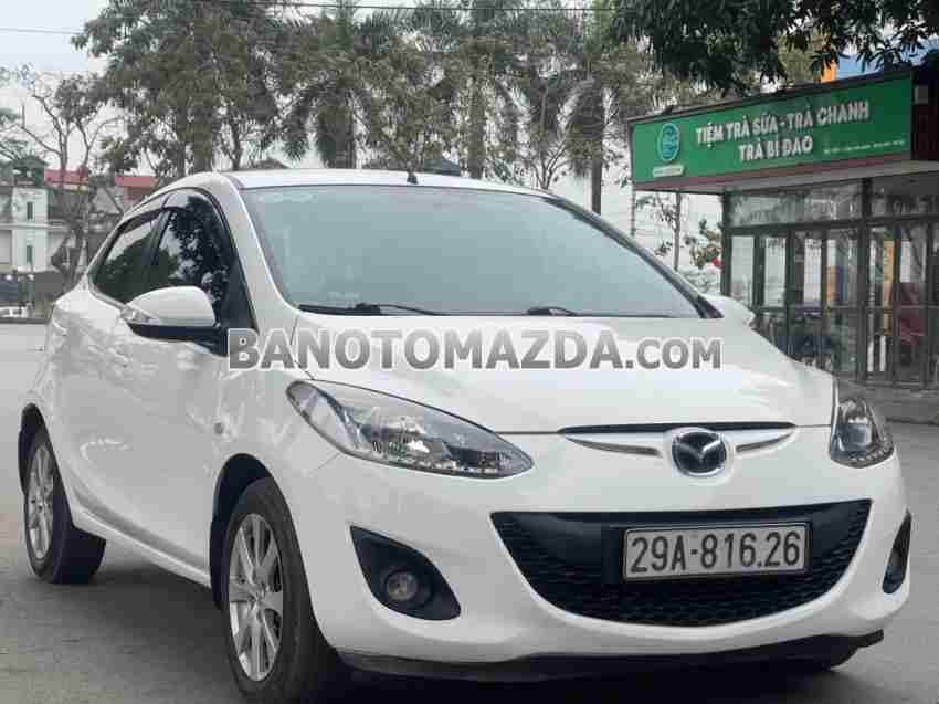 Cần bán xe Mazda 2 S năm 2013 màu Trắng cực đẹp