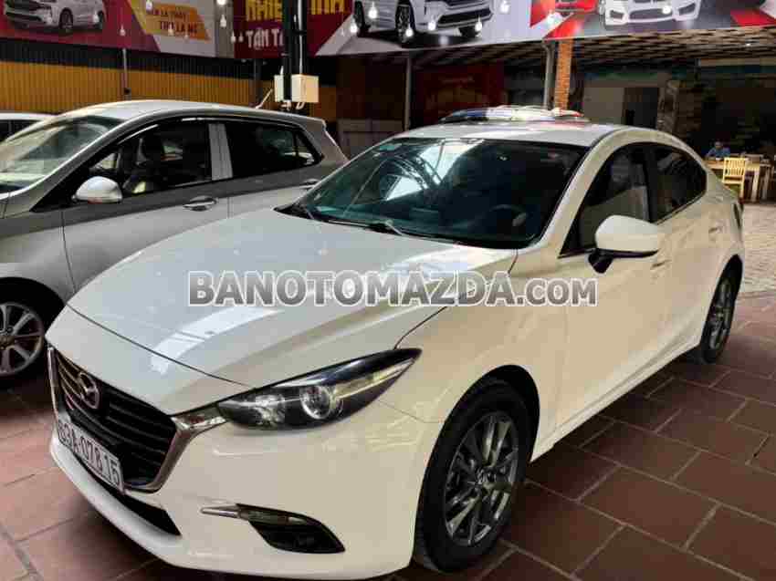 Mazda 3 1.5 AT năm 2017 cần bán