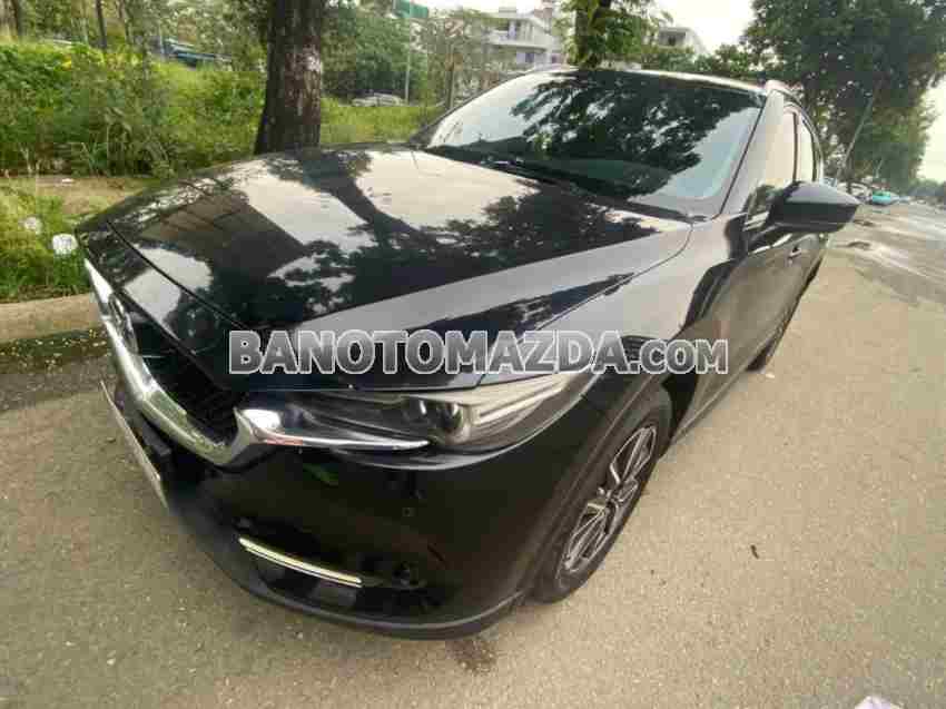 Cần bán gấp xe Mazda CX5 2.0 AT 2018 màu Đen