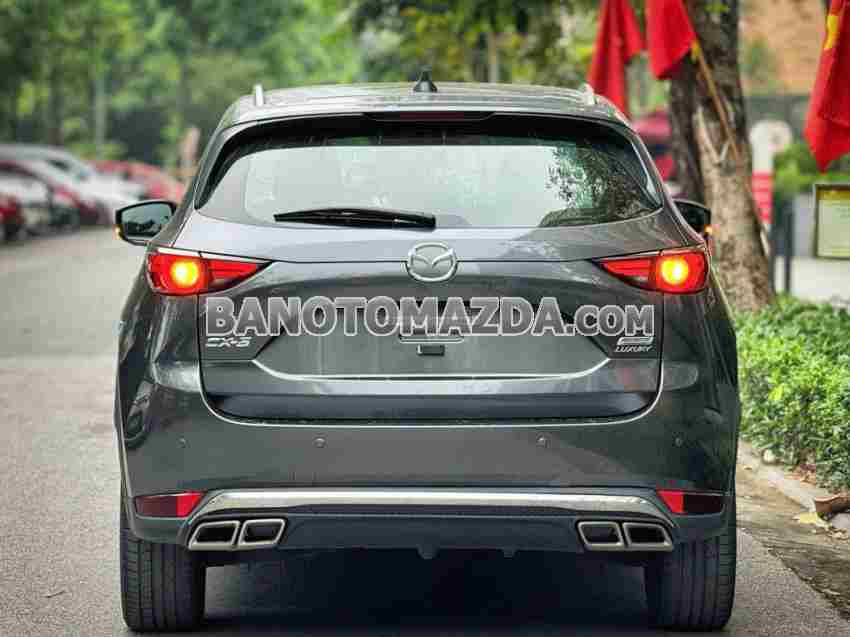 Cần bán gấp xe Mazda CX5 Luxury 2.0 AT năm 2022, màu Xám, Số tự động