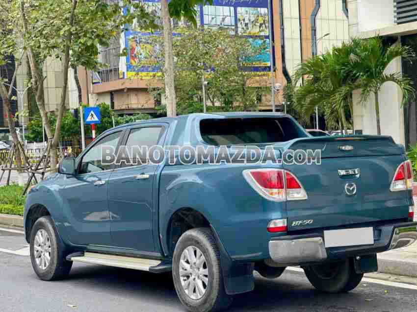 Cần bán gấp xe Mazda BT50 2.2L 4x2 AT năm 2015, màu Xanh, Số tự động