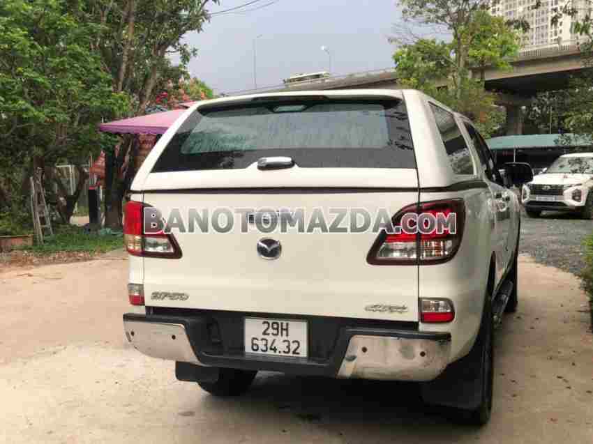 Cần bán Mazda BT50 2.2L 4x4 MT Máy dầu 2016 màu Trắng