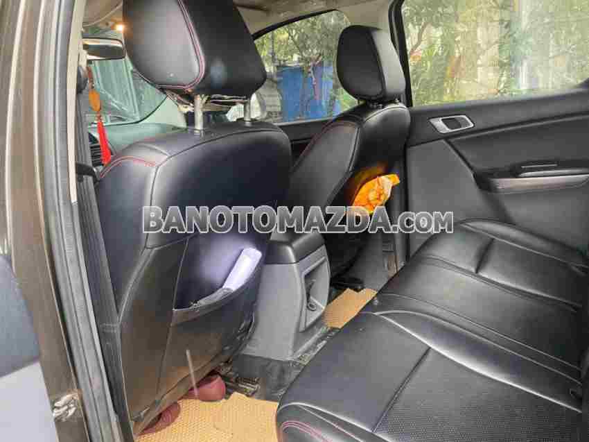 Mazda BT50 2.2L 4x4 MT năm 2016 cần bán