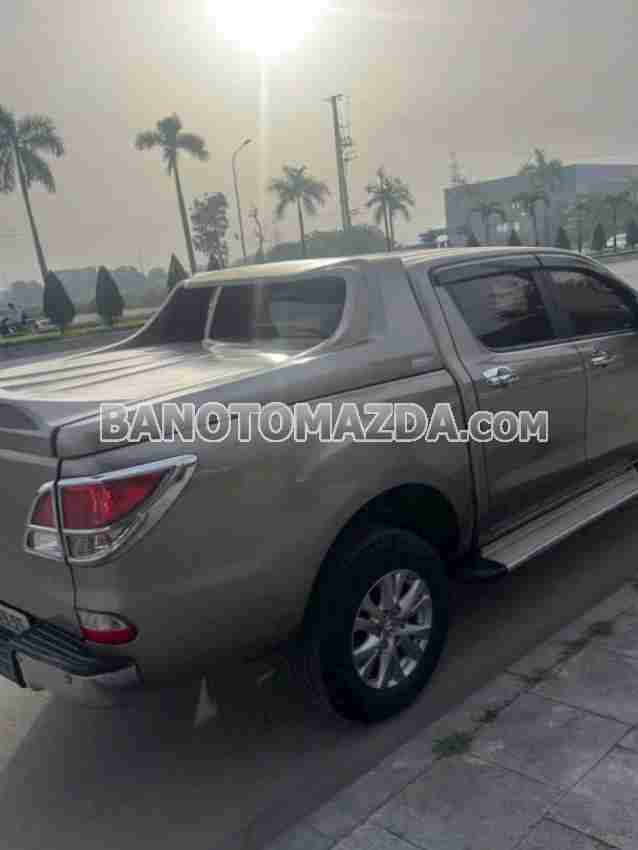 Mazda BT50 2.2L 4x2 AT 2015 Máy dầu đẹp long lanh