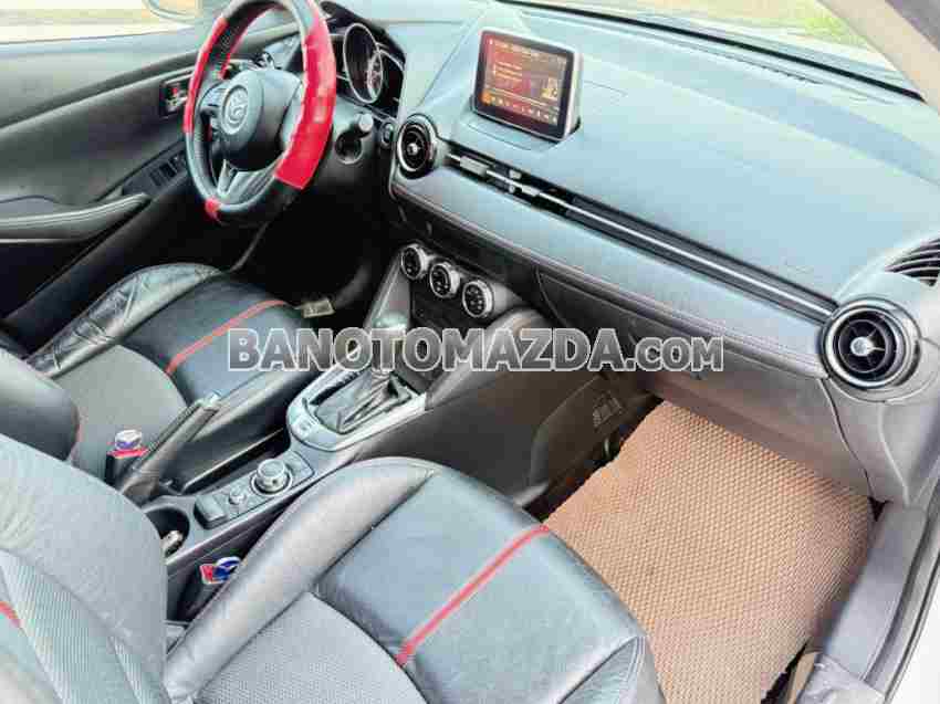 Cần bán gấp Mazda 2 1.5 AT năm 2017 giá cực tốt