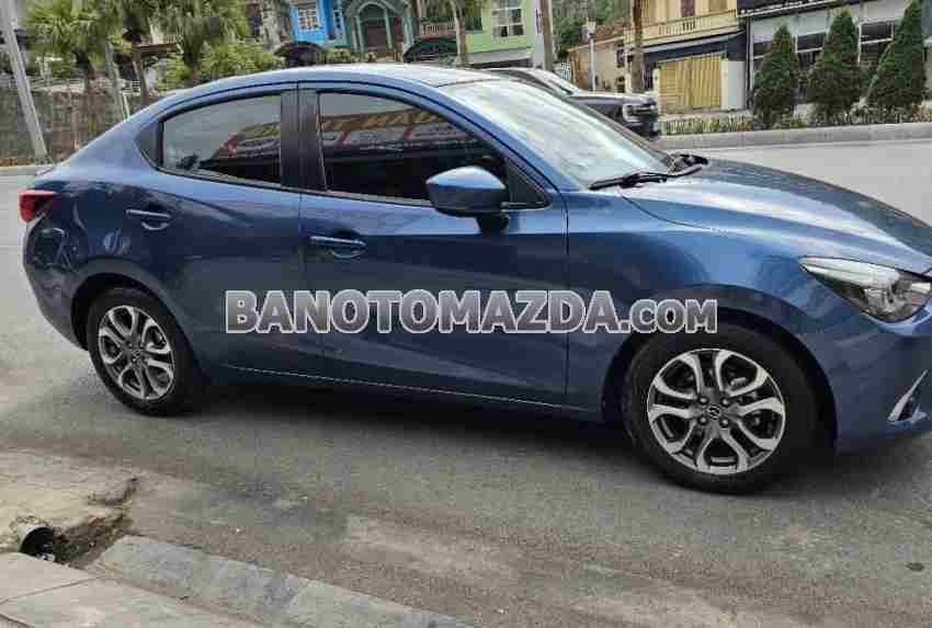 Cần bán xe Mazda 2 Luxury năm 2019 màu Xanh cực đẹp