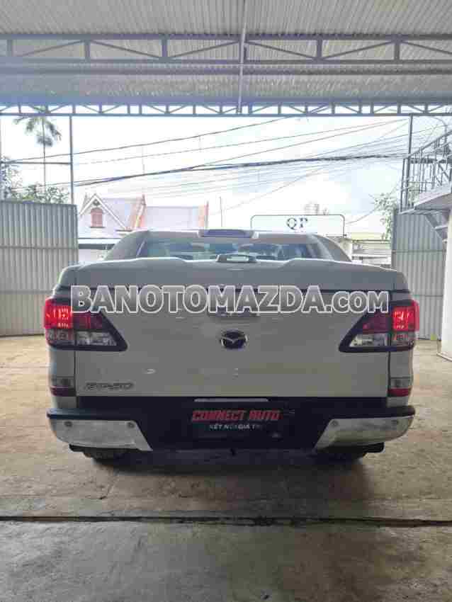 Bán Mazda BT50 2.2L 4x2 AT, màu Trắng, Máy dầu, 2017