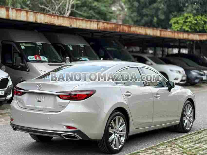 Cần bán gấp Mazda 6 Premium 2.0 AT đời 2024, màu Cát