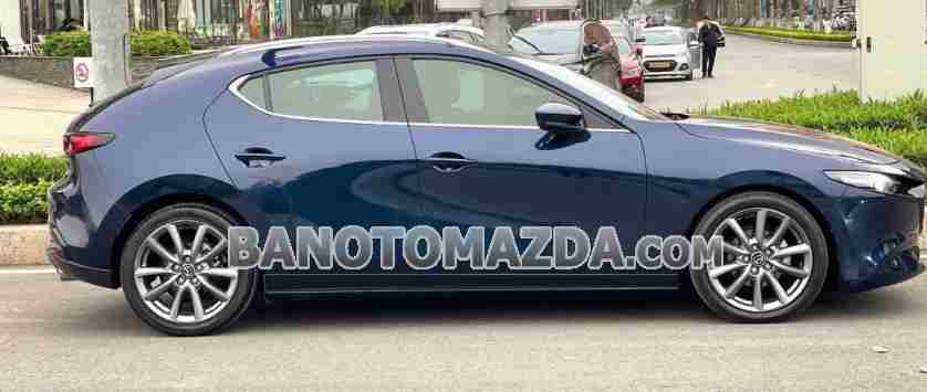 Cần bán Mazda 3 1.5L Sport Premium Máy xăng 2021 màu Xanh