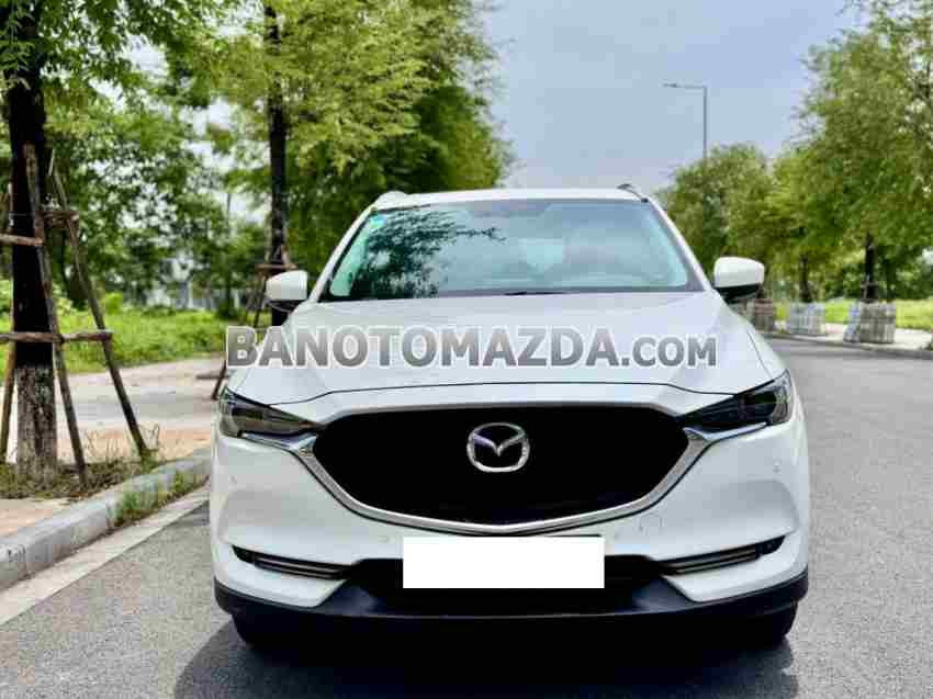 Cần bán gấp xe Mazda CX5 2.0 AT 2018 màu Trắng