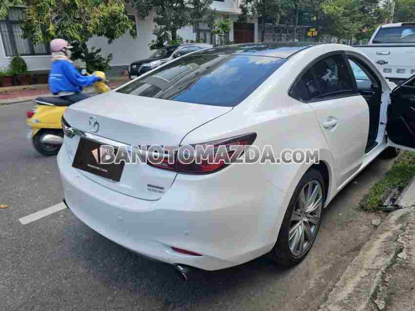 Cần bán gấp Mazda 6 Luxury 2.0 AT đời 2024, màu Trắng