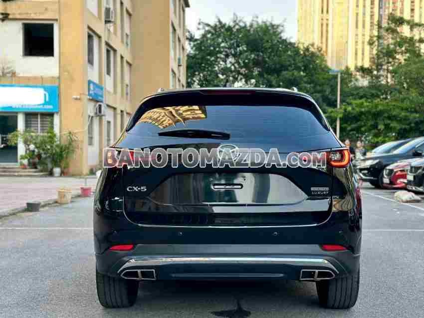 Cần bán xe Mazda CX5 Luxury 2.0 AT màu Đen 2024