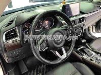 Cần bán gấp Mazda 6 2.0L Premium 2018 - Xe đẹp - Giá tốt