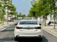 Cần bán xe Mazda 6 Premium 2.0 AT năm 2021 màu Trắng cực đẹp