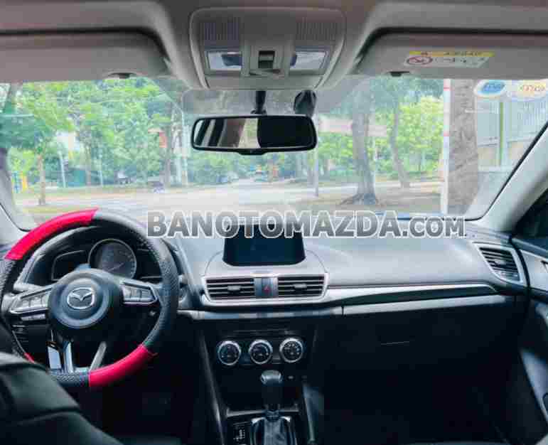 Cần bán xe Mazda 3 1.5L Luxury năm 2019 màu Trắng cực đẹp
