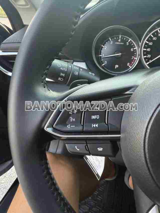 Cần bán gấp xe Mazda 6 Premium 2.0 AT năm 2023, màu Đen, Số tự động
