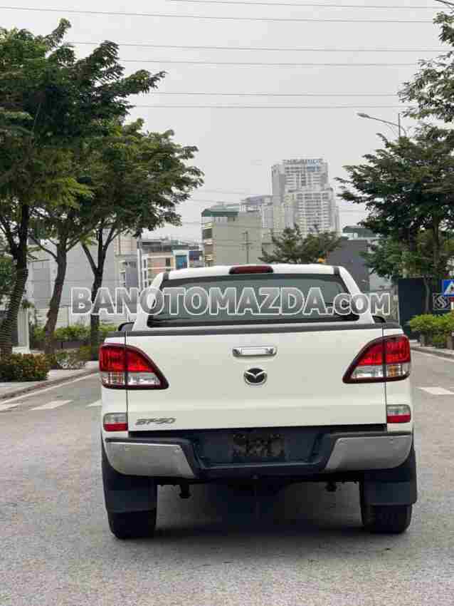 Cần bán xe Mazda BT50 2.2L 4x2 AT màu Trắng 2016 Cần bán xe Mazda BT50 2.2L 4x2 AT màu Trắng 2016