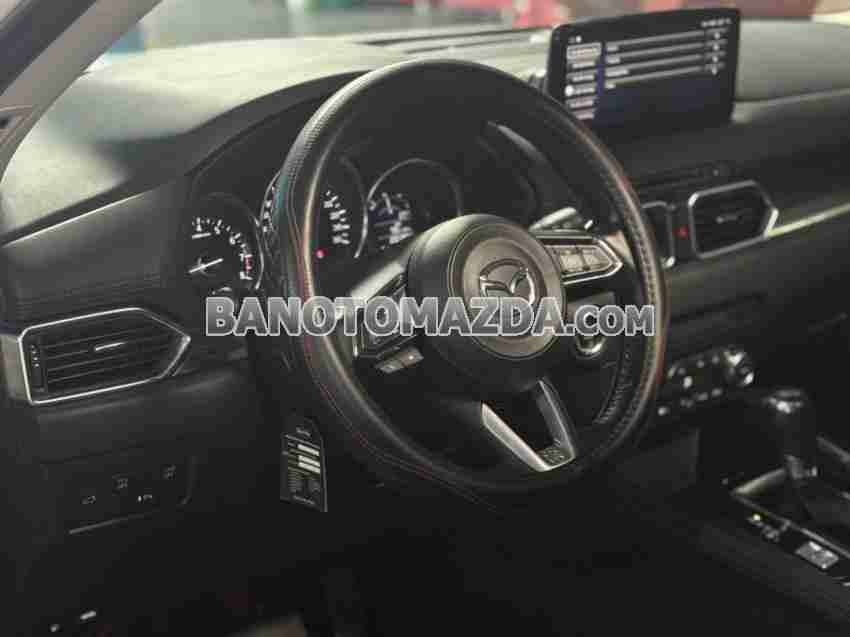 Cần bán gấp xe Mazda CX5 2.0 Luxury 2019 màu Trắng