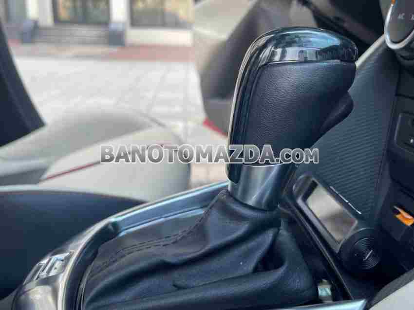 Cần bán gấp Mazda 2 1.5 AT đời 2015, màu Đỏ