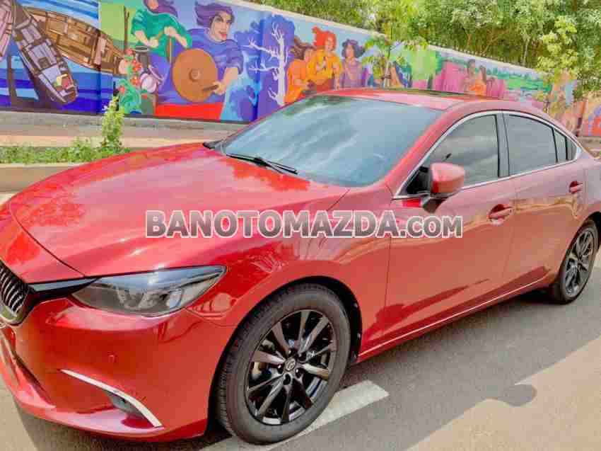 Cần bán Mazda 6 Deluxe 2.0 AT 2018, xe đẹp giá rẻ bất ngờ