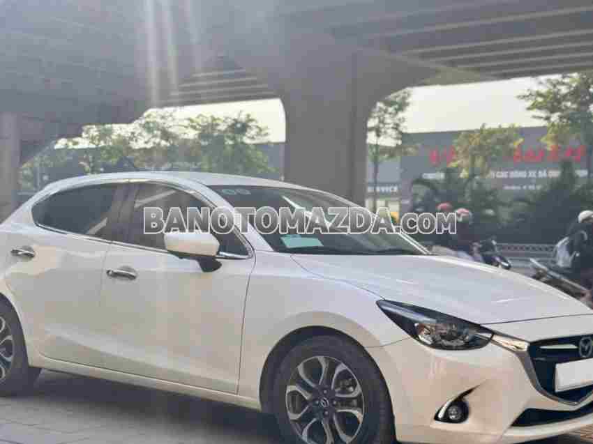 Cần bán xe Mazda 2 Premium năm 2018 màu Trắng cực đẹp