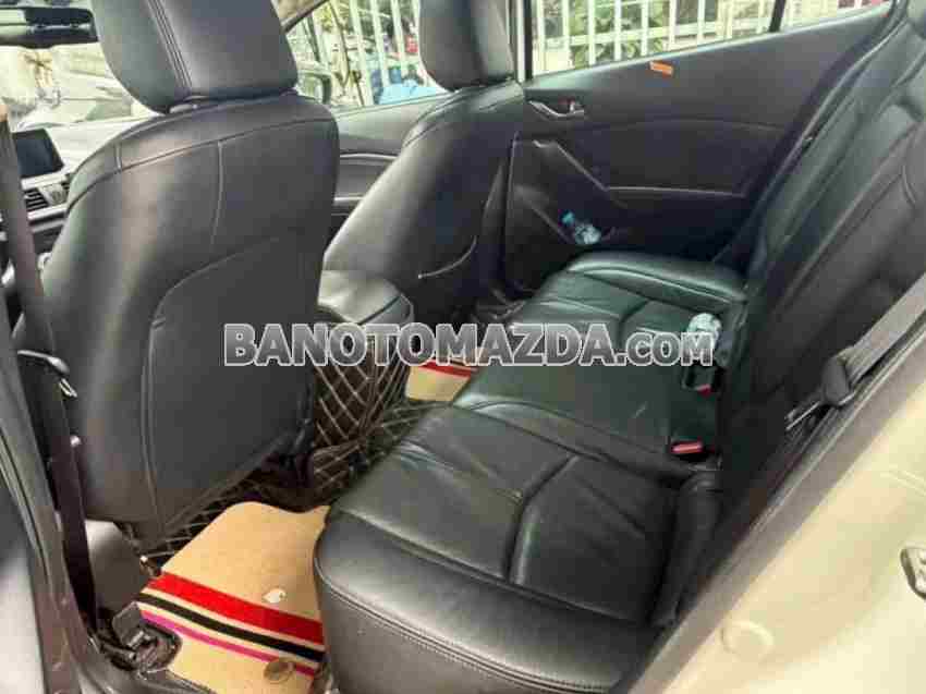 Cần bán xe Mazda 3 1.5L Luxury năm 2019 màu Trắng cực đẹp